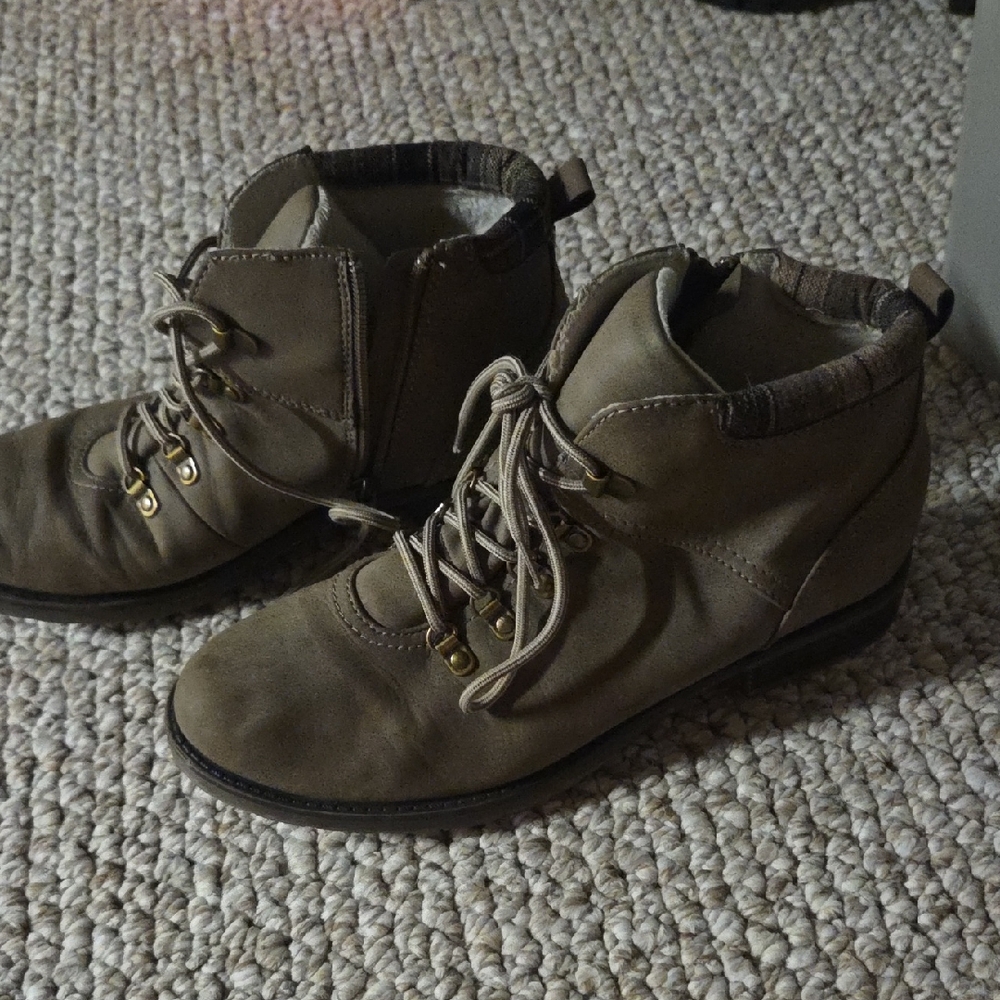 Women's Tan Ankle Boots
